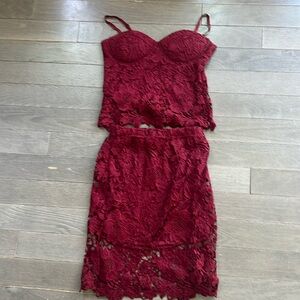 Two piece lace skirt outfit